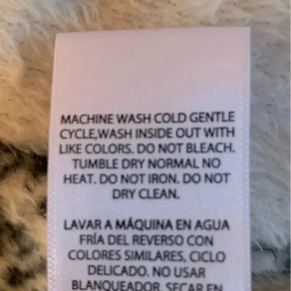 Holiday Time Womens Plus Size 2x 18W 22W Zip Front Fleece One Piece Pajamas Dogs - Picture 8 of 8